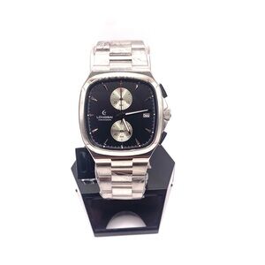 Beautiful Men’s Quartz Square Chronograph Watch New Unworn